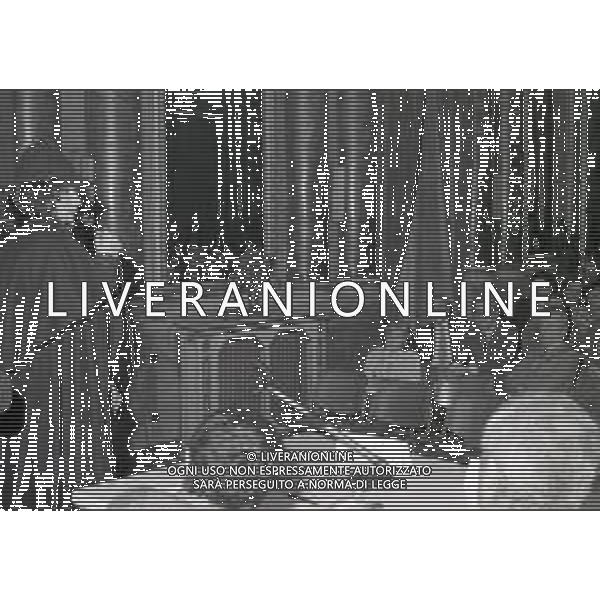 NEG-MILANO 1982 CIRCOLO DELLA STAMPA CONSEGNA DISCO D\'ORO NELLA FOTO RENATO ZERO AG ALDO LIVERANI SAS