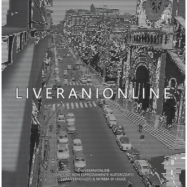 NEG-1950 ROMA VIA VENETO E VIA PIEMONTE FOTO SANDRO VESPASI9ANI-AG ALDO LIVERANI SAS