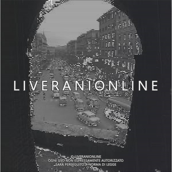 NEG-1950 ROMA VIA VENETO E VIA PIEMONTE FOTO SANDRO VESPASI9ANI-AG ALDO LIVERANI SAS