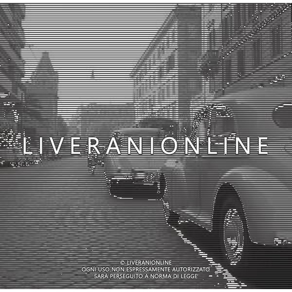 NEG-1950 ROMA VIA VENETO E VIA PIEMONTE FOTO SANDRO VESPASI9ANI-AG ALDO LIVERANI SAS