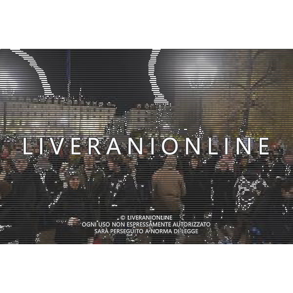 Torino 27-11-2025 Presidio davanti alla prefettura per chiedere la liberazione di Mohamed Shahin Imam della moschea di via Saluzzo a Torino nella foto i manifestanti Foto Gla/ag. Aldo Liverani s.a.s- AGENZIA ALDO LIVERANI SAS- AGENZIA ALDO LIVERANI SAS