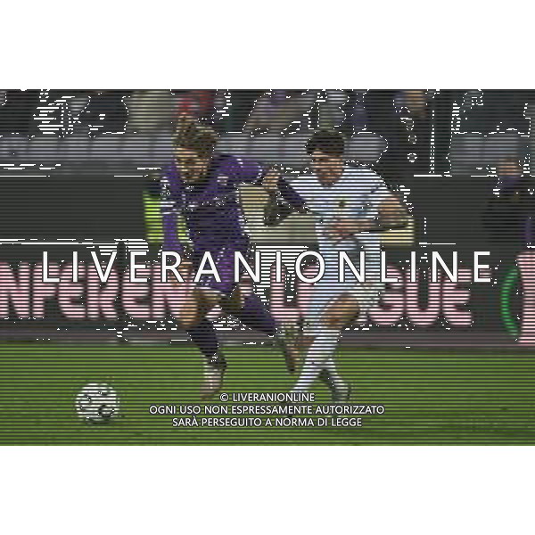 TVRG Fiorentina vs AEK Atene nella foto Jacopo Fazzini (Fiorentina) e Lazaros Rota (AEK Atene) Firenze 27-11-2025 Stadio Artemio Franchi Fiorentina vs AEK Atene UEFA Conference League fase a girone unico - 4a giornata foto Roberto Garavaglia/Agenzia Aldo Liverani sas