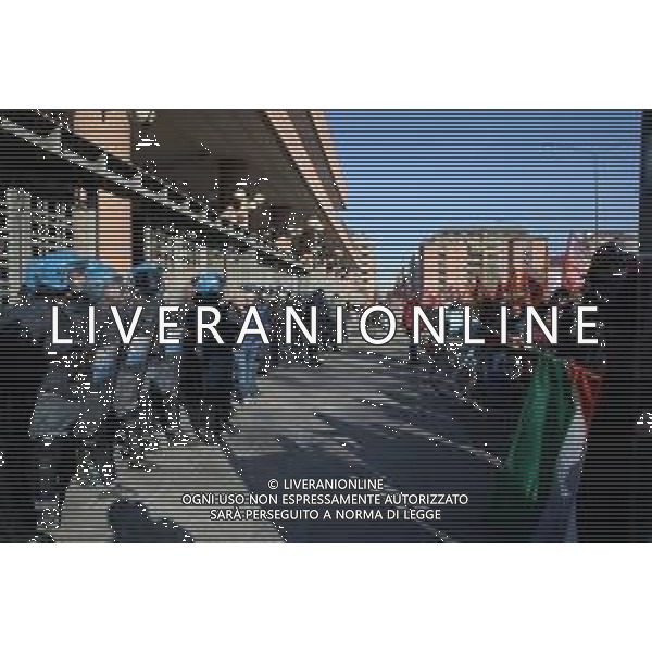 Torino 28-11-2025 sciopero generale nella foto i manifestanti davanti al palazzo di giustizia Foto Gla/ag. Aldo Liverani s.a.s- AGENZIA ALDO LIVERANI SAS- AGENZIA ALDO LIVERANI SAS