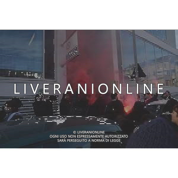 Torino 28-11-2025 sciopero generale nella foto i manifestanti davanti alla sede de La Stampa Foto Gla/ag. Aldo Liverani s.a.s- AGENZIA ALDO LIVERANI SAS- AGENZIA ALDO LIVERANI SAS