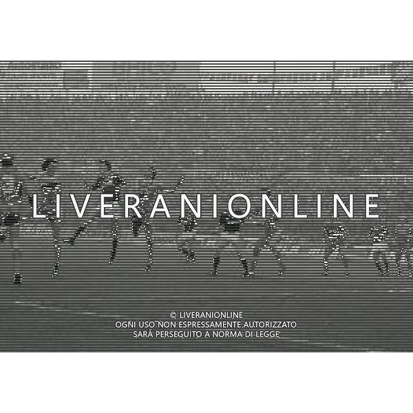 NEG-16-12-1984 TORINO-CAMPIONATO DI CALCIO SERIE A TORINO-COMO 3-1 NELLA FOTO AZIONE DI GIOCO AG ALDO LIVERANI SAS