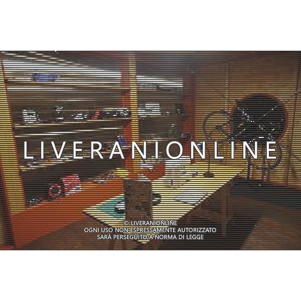 IMOLA 28 11 2025 INAUGURAZIONE CA’ VAINA APRE LE PORTE IL REPAIR CAFE’ progetto finanziato dal Bando Atersir della Regione Emilia Romagna. Lo spazio dedicato a ridurre gli sprechi imparando ad aggiustare gli oggetti. PRESENTI ELISA SPADA E GIACOMO GAMBI ASSESSORI DEL COMUNE DI IMOLA ©SANNA - AGENZIA ALDO LIVERANI SAS