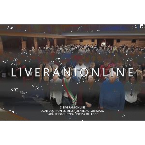 IMOLA 29 11 2025 L’evento organizzato dai Veterani dello Sport alla 53esima edizione: atleta dell’anno a Simone Cerasuolo. Sul palco SONO SALITI anche Beatrice Palmonari, Letizia Mengozzi, Paola Tampieri e Tommaso Virnicchi NELLA FOTO GIOVANNI MAZZINI PRESIDENTE VETERANI DELLO SPORT IMOLA CON IL SINDACO MARCO PANIERI ©SANNA - AGENZIA ALDO LIVERANI SAS