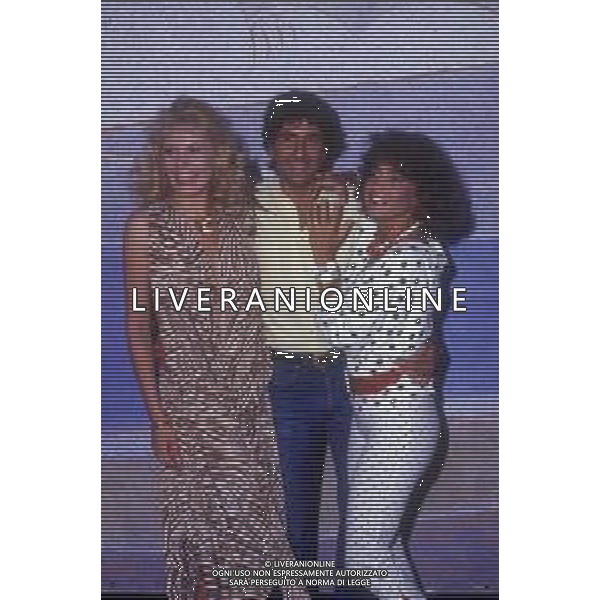 DIAP-RETROSPETTIVA GIANNI IPPOLITI CONDUTTORE TELEVSIVO NELLA FOTO GIANNI IPPOLITI CON MARIA TERESA RUTA AG ALDO LIVERANI SAS