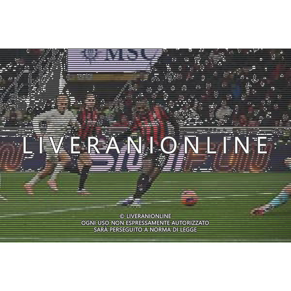 Milan vs Lazio nella foto Rafael Leao (Milan) segna il gol dell\'1 a 0 Milano 29-11-2025 Stadio Giuseppe Meazza - San Siro Milan vs Lazio Campionato Serie A Enilive - 13a giornata foto Roberto Garavaglia/Agenzia Aldo Liverani sas