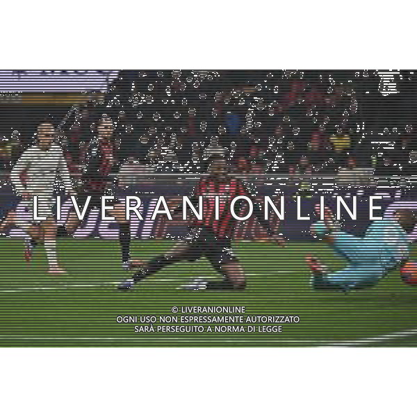 Milan vs Lazio nella foto Rafael Leao (Milan) segna il gol dell\'1 a 0 Milano 29-11-2025 Stadio Giuseppe Meazza - San Siro Milan vs Lazio Campionato Serie A Enilive - 13a giornata foto Roberto Garavaglia/Agenzia Aldo Liverani sas