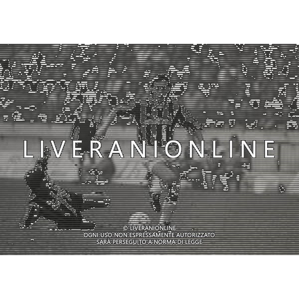 NEG-17-01-1990 MILANO CAMPIONATO DI CALCIO SERIE A MILAN-ATALANTA 3-1 NELLA FOTO ROBERTO DONADONI AG ALDO LIVERANI SAS