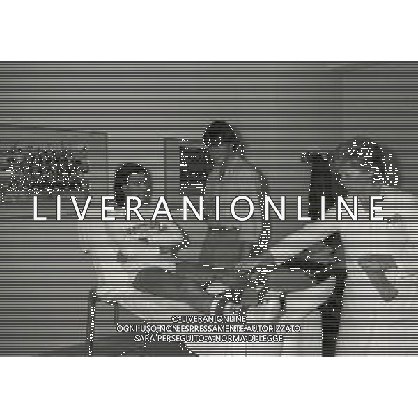 NEG-1984 RICOVERO MARK HATELEY A PAVIA NELLA FOTO MARK HATELEY E WALTER ZENGA AG ALDO LIVERANI SAS