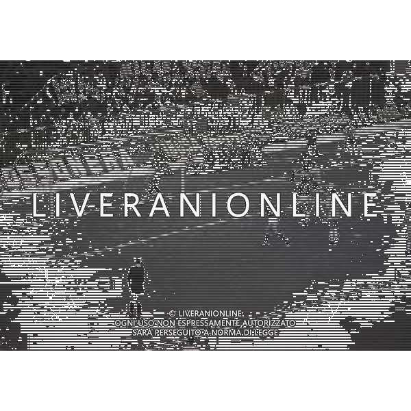 NEG-06-01-1980 - CAMPIONATO DI CALCIO SERIE A MILAN-LAZIO 2-1 NELLA FOTO AZIONE DI GIOCO AG ALDO LIVERANI SAS