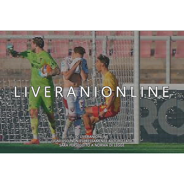 TVEM November 30, 2025 Lecce, Italy - US Lecce vs Torino FC - Italian soccer serie A 2025/26 - Via Del Mare Stadium. In the pic: Kristjan Asllani of Torino FC disappointment, Wladimiro Falcone of US Lecce celebrates ©TVEM Emmanuele Mastrodonato - AGENZIA ALDO LIVERANI SAS