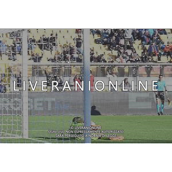 TVPG US Lecce vs Torino FC nella foto Falcone Wladimiro (Us Lecce) para il rigore, Lecce (ITA) 30-11 -2025 Stadio “E. Giardiniero” Via del Mare - Tredicesima Giornata Serie A EniLive 2025/26 ©TVPG Pasquale Golia - AGENZIA ALDO LIVERANI SAS