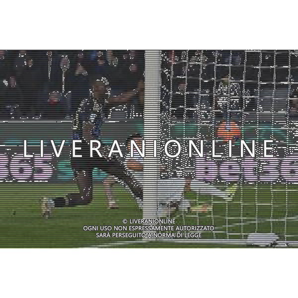 TVRG Pisa vs Inter nella foto Lautaro Martinez (Inter) segna il gol del 2 a 0 Pisa 30-11-2025 Cetilar Arena - Stadio Romeo Anconetani Pisa vs Inter Campionato Serie A Enilive - 13a giornata foto Roberto Garavaglia/Agenzia Aldo Liverani sas