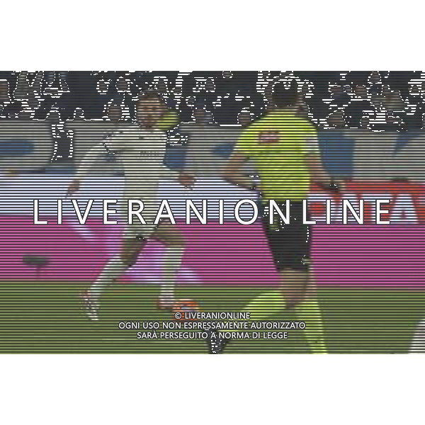 Marin Pongracic of ACF Fiorentina play the ball during Atalanta BC vs ACF Fiorentina, 13° Serie A Enilive 2025-26 game at New Balance arena in Bergamo (BG), Italy, on November 30, 2025. (Photo by Davide Casentini)- AGENZIA ALDO LIVERANI SAS