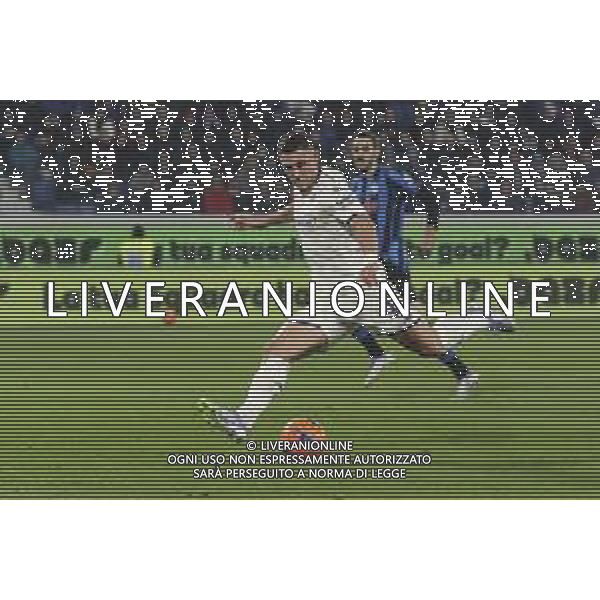 Roberto Piccoli of ACF Fiorentina kick the ball during Atalanta BC vs ACF Fiorentina, 13° Serie A Enilive 2025-26 game at New Balance arena in Bergamo (BG), Italy, on November 30, 2025. (Photo by Davide Casentini)- AGENZIA ALDO LIVERANI SAS