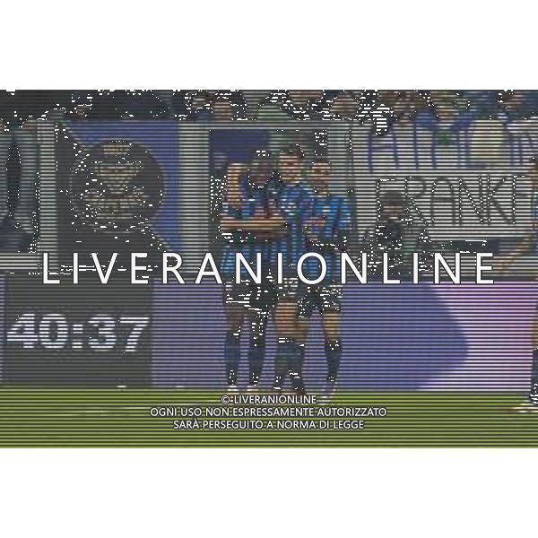 Odilon Kossounou of Atalanta BC celebrates with team mate during Atalanta BC vs ACF Fiorentina, 13° Serie A Enilive 2025-26 game at New Balance arena in Bergamo (BG), Italy, on November 30, 2025. (Photo by Davide Casentini)- AGENZIA ALDO LIVERANI SAS