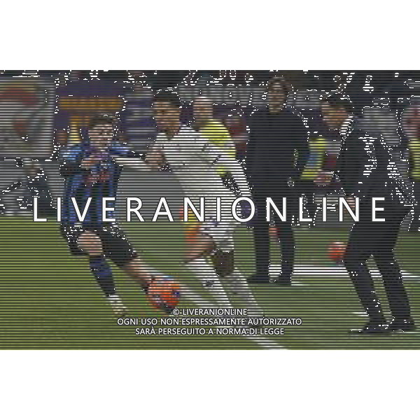 Amir Richardson of ACF Fiorentina competes for the ball with Nicola Zalewski of Atalanta BC during Atalanta BC vs ACF Fiorentina, 13° Serie A Enilive 2025-26 game at New Balance arena in Bergamo (BG), Italy, on November 30, 2025. (Photo by Davide Casentini)- AGENZIA ALDO LIVERANI SAS