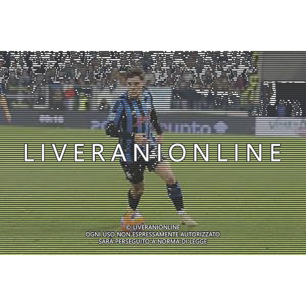 Nicola Zalewski of Atalanta BC play the ball during Atalanta BC vs ACF Fiorentina, 13° Serie A Enilive 2025-26 game at New Balance arena in Bergamo (BG), Italy, on November 30, 2025. (Photo by Davide Casentini)- AGENZIA ALDO LIVERANI SAS