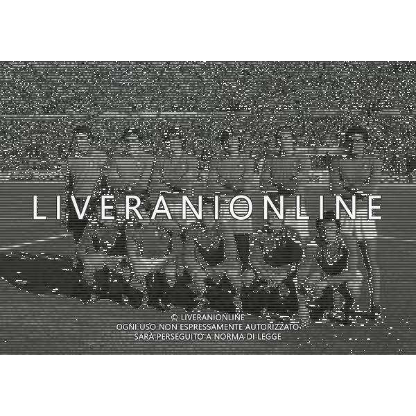 NEG-14-11-1982 TORINO QUALIFICAZIONE MONDIALI DI CALCIO SPAGNA 82 ITALIA-GRECIA 1-1 NELLA FOTO FORMAZIONE NAZIONALE ITALIANA CALCIO 1981-1982 DA SIN IN PIEDI DINO ZOFF-GAETANO SCIREA-FULVIO COLLOVATI-GIANCARLO ANTOGNONI-FRANCESCO GRAZIANI-CLAUDIO GENTILE SED DA SIN ANTONIO CABRINI-BRUNO CONTI-GIUSEPPE DOSSENA-FRANCO SELVAGGI-GIAMPIERO MARINI AG ALDO LIVERANI SAS