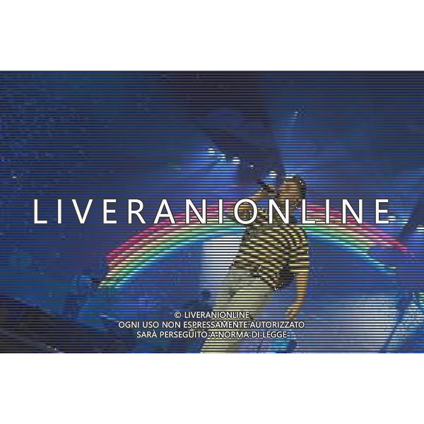 Roma 29 Novembre 2025 Alfa dal vivo durante l\'ultima data del suo Tour ‘ALFA NEI PALAZZETTI’ Nella foto: ALFA (Andrea De Filippi) Foto Credit: Andrea Bracaglia- AGENZIA ALDO LIVERANI SAS