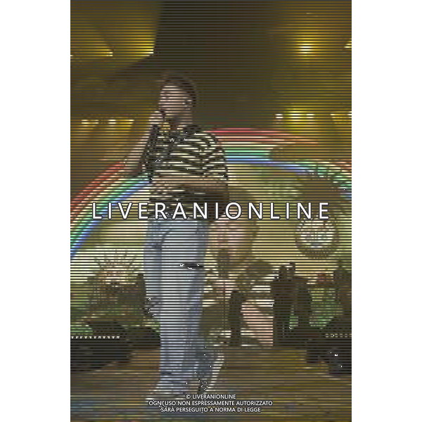 Roma 29 Novembre 2025 Alfa dal vivo durante l\'ultima data del suo Tour ‘ALFA NEI PALAZZETTI’ Nella foto: ALFA (Andrea De Filippi) Foto Credit: Andrea Bracaglia- AGENZIA ALDO LIVERANI SAS