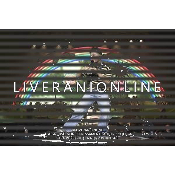 Roma 29 Novembre 2025 Alfa dal vivo durante l\'ultima data del suo Tour ‘ALFA NEI PALAZZETTI’ Nella foto: ALFA (Andrea De Filippi) Foto Credit: Andrea Bracaglia- AGENZIA ALDO LIVERANI SAS