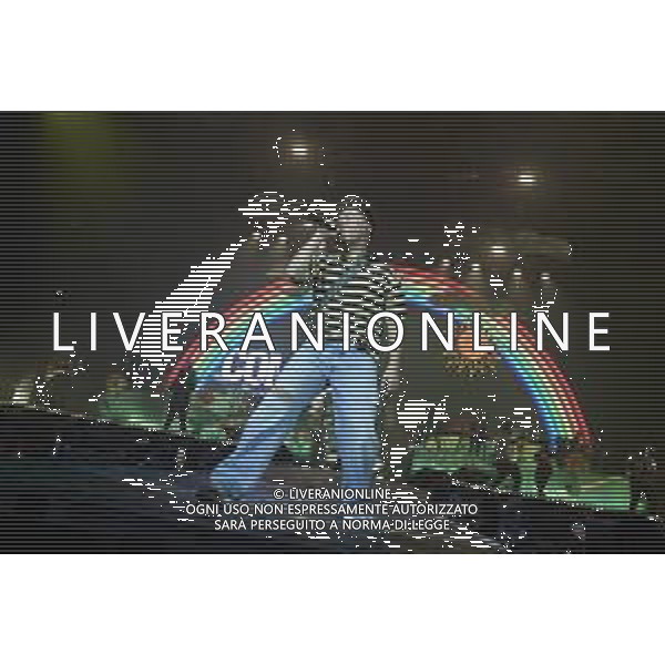 Roma 29 Novembre 2025 Alfa dal vivo durante l\'ultima data del suo Tour ‘ALFA NEI PALAZZETTI’ Nella foto: ALFA (Andrea De Filippi) Foto Credit: Andrea Bracaglia- AGENZIA ALDO LIVERANI SAS