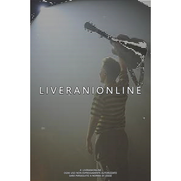 Roma 29 Novembre 2025 Alfa dal vivo durante l\'ultima data del suo Tour ‘ALFA NEI PALAZZETTI’ Nella foto: ALFA (Andrea De Filippi) Foto Credit: Andrea Bracaglia- AGENZIA ALDO LIVERANI SAS