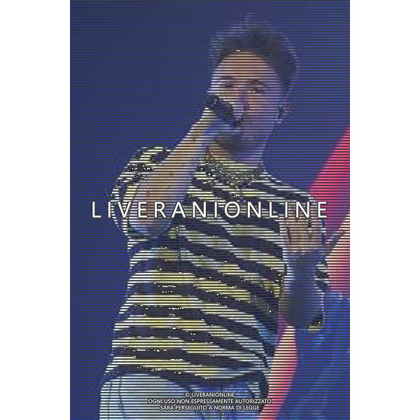 Roma 29 Novembre 2025 Alfa dal vivo durante l\'ultima data del suo Tour ‘ALFA NEI PALAZZETTI’ Nella foto: ALFA (Andrea De Filippi) Foto Credit: Andrea Bracaglia- AGENZIA ALDO LIVERANI SAS