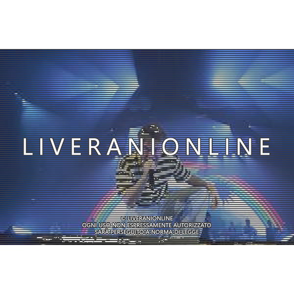 Roma 29 Novembre 2025 Alfa dal vivo durante l\'ultima data del suo Tour ‘ALFA NEI PALAZZETTI’ Nella foto: ALFA (Andrea De Filippi) Foto Credit: Andrea Bracaglia- AGENZIA ALDO LIVERANI SAS