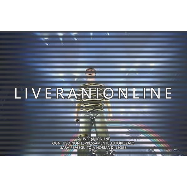 Roma 29 Novembre 2025 Alfa dal vivo durante l\'ultima data del suo Tour ‘ALFA NEI PALAZZETTI’ Nella foto: ALFA (Andrea De Filippi) Foto Credit: Andrea Bracaglia- AGENZIA ALDO LIVERANI SAS