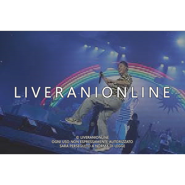 Roma 29 Novembre 2025 Alfa dal vivo durante l\'ultima data del suo Tour ‘ALFA NEI PALAZZETTI’ Nella foto: ALFA (Andrea De Filippi) Foto Credit: Andrea Bracaglia- AGENZIA ALDO LIVERANI SAS