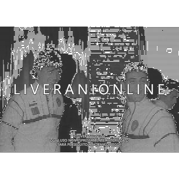 NEG-1987-1988 ALLENAMENTO NAZIONALE ITALIANA A COVERCIANO NELLA FOTO PAOLO MALDINI E CIRO FERRARA AG ALDO LIVERANI SAS