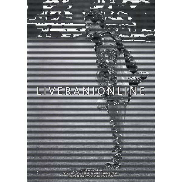 NEG-1987-1988 ALLENAMENTO NAZIONALE ITALIANA A COVERCIANO NELLA FOTO CIRO FERRARA AG ALDO LIVERANI SAS