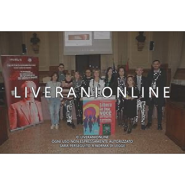 IMOLA 01 12 2025 conferenza stampa per la presentazione dell\'avvio dei lavori della Rete dei Valori delle scuole imolesi NELLA FOTO ASSESSORE ALLA SCUOLA GIANNA GAMBETTI ASSESSORE ALLA LEGALITA\' GIACOMO GAMBI RAPRESENTANTI DELLE SCUOLE IMOLESI,SINDACATO DELLA POLIZIA E ALFONSO SARDO POLIZIA foto gianni sanna-ag aldo liverani sas