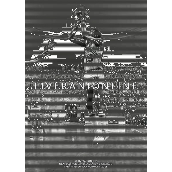 NEG- 19-03-1980 MILANO FINALE DI COPPA DELLE COPPE EMERSON VARESE-GABETTI CANTU\' 90-88 NELLA FOTO BRUCE SEALS AG ALDO LIVERANI SAS