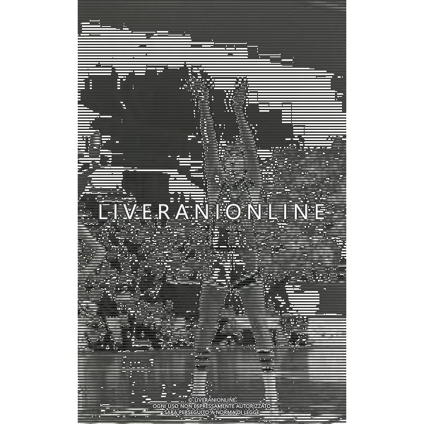 NEG- 19-03-1980 MILANO FINALE DI COPPA DELLE COPPE EMERSON VARESE-GABETTI CANTU\' 90-88 NELLA FOTO BRUCE FLOWERS AG ALDO LIVERANI SAS