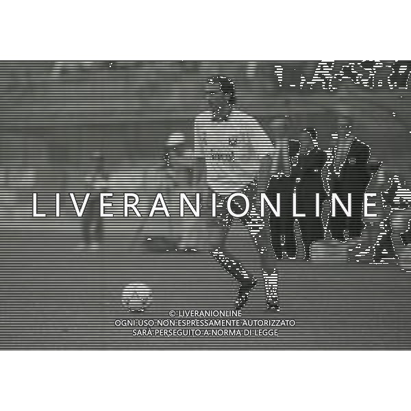 NEG-31-05-1992 MONZA -CAMPONATO D CALCIO SERIE C MONZA-CHIEVO 1-1 NELLA FOTO AZIONE DI GIOCO AG ALDO LIVERANI SAS