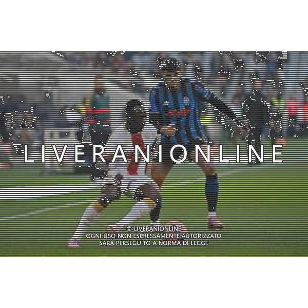 TVRG Atalanta vs Genoa nella foto Seydou Fini (Genoa) e Raoul Bellanova (Atalanta) Bergamo 03-12-2025 New Balance Arena - Stadio di Bergamo Atalanta vs Genoa Coppa Italia Frecciarossa - ottavi di finale foto Roberto Garavaglia/Agenzia Aldo Liverani sas