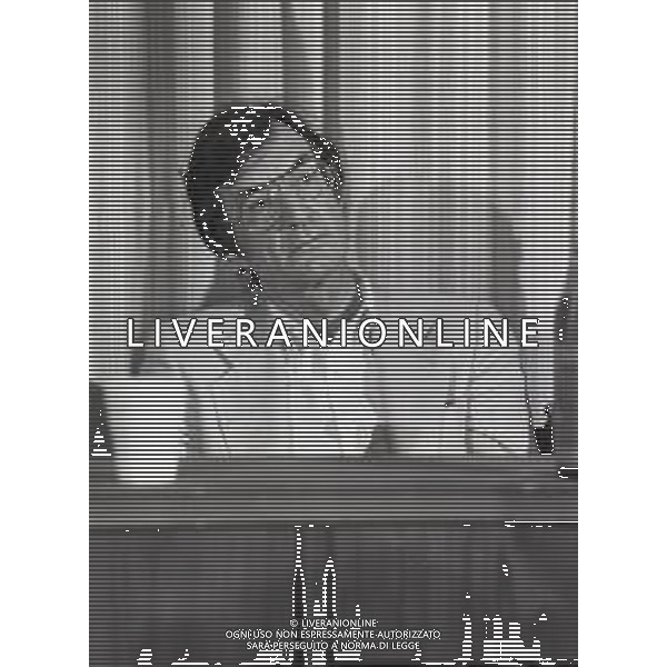 NEG-RETROSPETTIVA CARLO LIZZANI REGISTA NELLA FOTO CARLO LIZZANI REGISTA A VENEZIA NELL\'ANNO 1980 AG ALDO LIVERANI SAS  