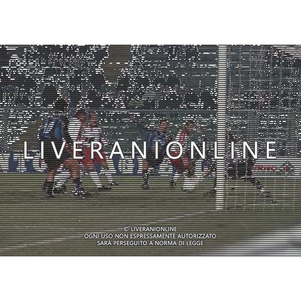 NEG COL- 26-11-1999 CAMPONATO DI CALCIO SERIE B ATALANTA-GENOA 1-0 NELLA FOTO GOAL NICOLA CACCIA AG ALDO LIVERANI SAS