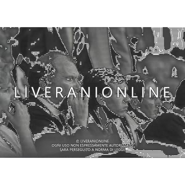 NEG -02-09-1992 MILANO COPPA ITALIA GARA DI RITORNO INTER-REGGIANA 4-2 NELLA FOTO ERNESTO PELLEGRINI PRESIDENTE INTER CON RUBEN SOSA IN TRIBUNA AG ALDO LIVERANI SAS 