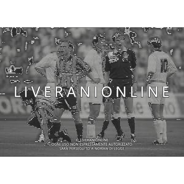 NEG -02-09-1992 MILANO COPPA ITALIA GARA DI RITORNO INTER-REGGIANA 4-2 NELLA FOTO L\'ARBITRO LIVIO BAZZOLI AG ALDO LIVERANI SAS