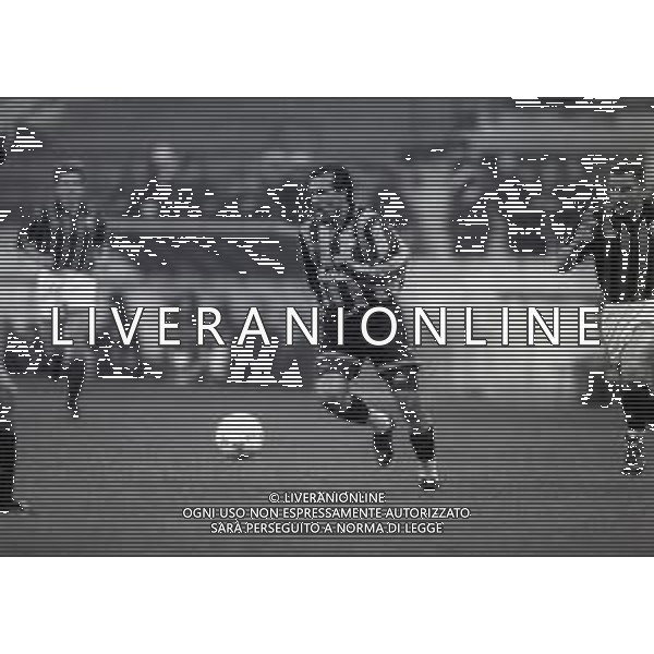 NEG-27-10-1983 MILANO GARA DI ANDATA COPPA ITALIA INTER-LUCCHESE 2-0 NELLA FOTO RUBEN SOSA AG ALDO LIVERANI SAS