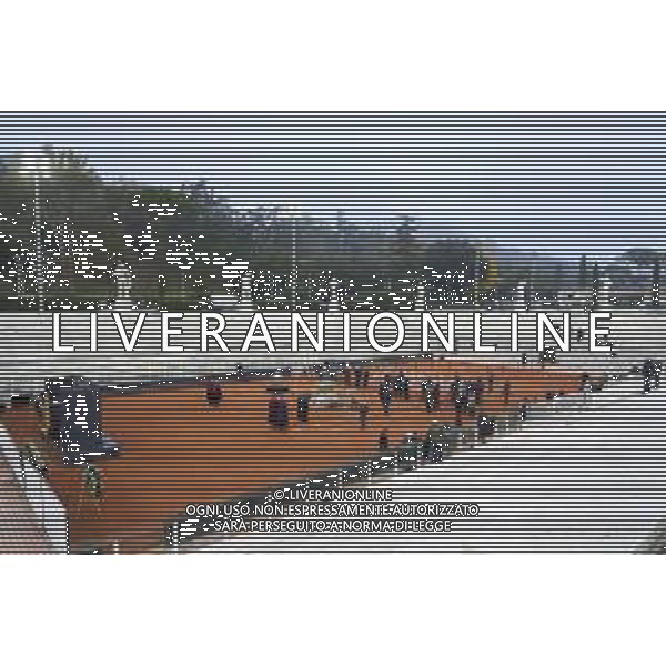 Roma 03 Dicembre 2025 Camera Ardente in onore di Nicola Pietrangeli, allestita al Foro Italico di Roma nello stadio a lui nominato. Nella Foto: il feretro Foto Credit: Andrea Bracaglia- AGENZIA ALDO LIVERANI SAS