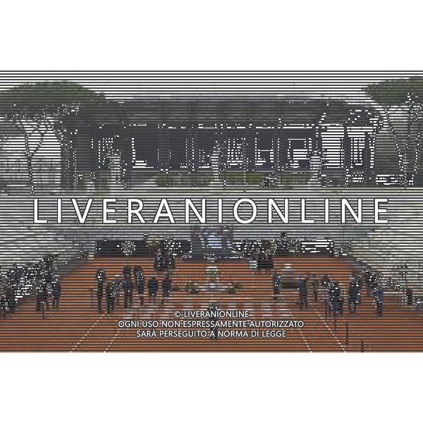 Roma 03 Dicembre 2025 Camera Ardente in onore di Nicola Pietrangeli, allestita al Foro Italico di Roma nello stadio a lui nominato. Nella Foto: il feretro Foto Credit: Andrea Bracaglia- AGENZIA ALDO LIVERANI SAS