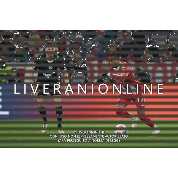 Michael Olise #17 (FC Bayern Muenchen), FC Bayern Muenchen vs. FC St. Pauli, Fussball, 1. Bundesliga, 12. Spieltag, 29.11.2025 DFB regulations prohibit any use of photographs as image sequences and/or quasi-video / action press AG KARMAPRESS-AG ALDO LIVERANI SAS